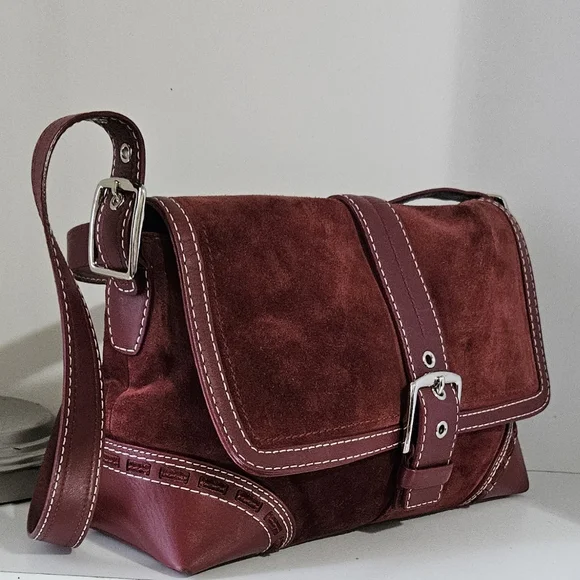 Like New!Coach Suede Burgundy Leather Crossbody bag - Picture 6 of 11